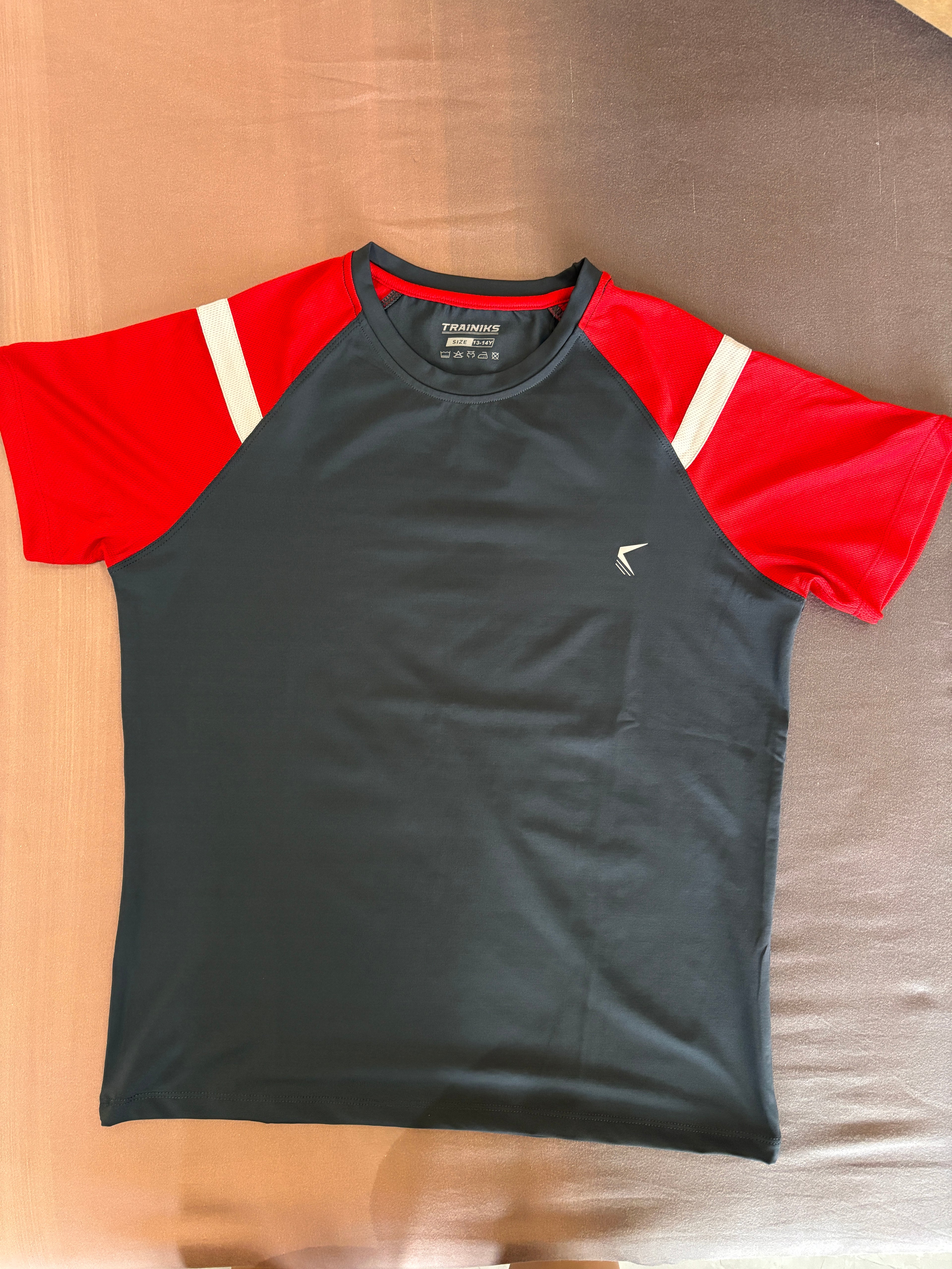 4B Trainiks Storm Red Performance Tee